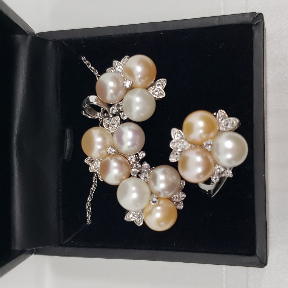 Fresh Water Pearl/Opaque/Consignment & Topaz Ring/Earrings/Necklace SET